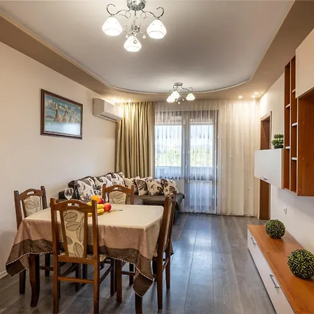 за гости вениан Velingrado